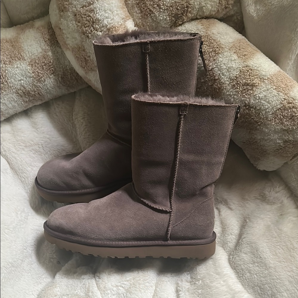UGG Brown Winter Rain Boots Sheepskin Lining